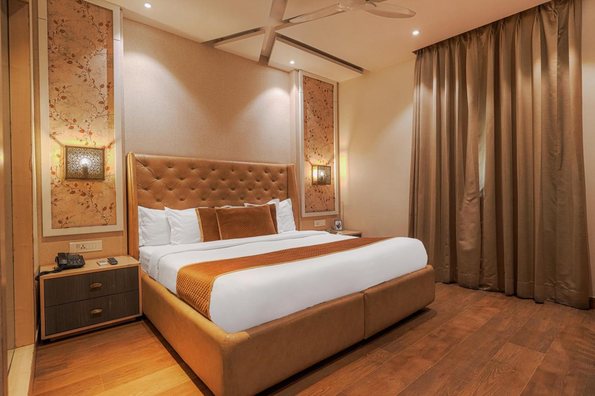 Csjs Inn Hotel アムリトサル エクステリア 写真