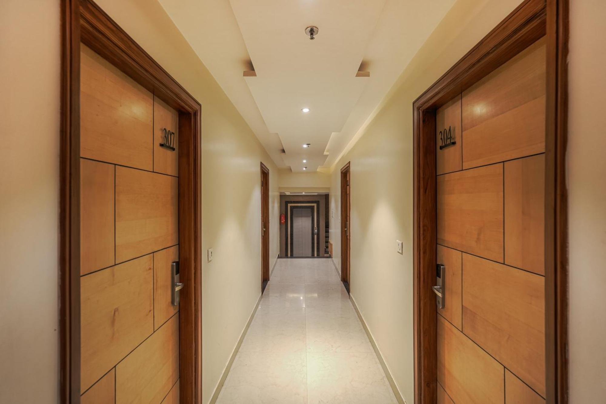 Csjs Inn Hotel アムリトサル エクステリア 写真