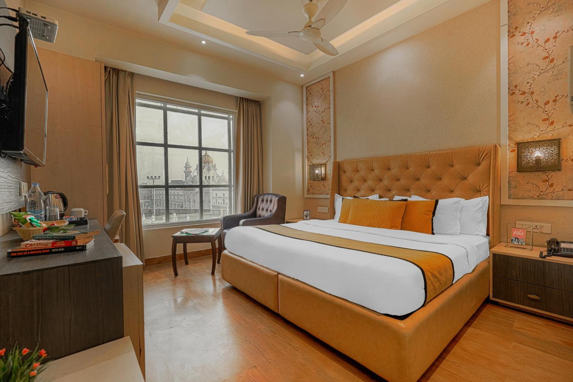 Csjs Inn Hotel アムリトサル エクステリア 写真