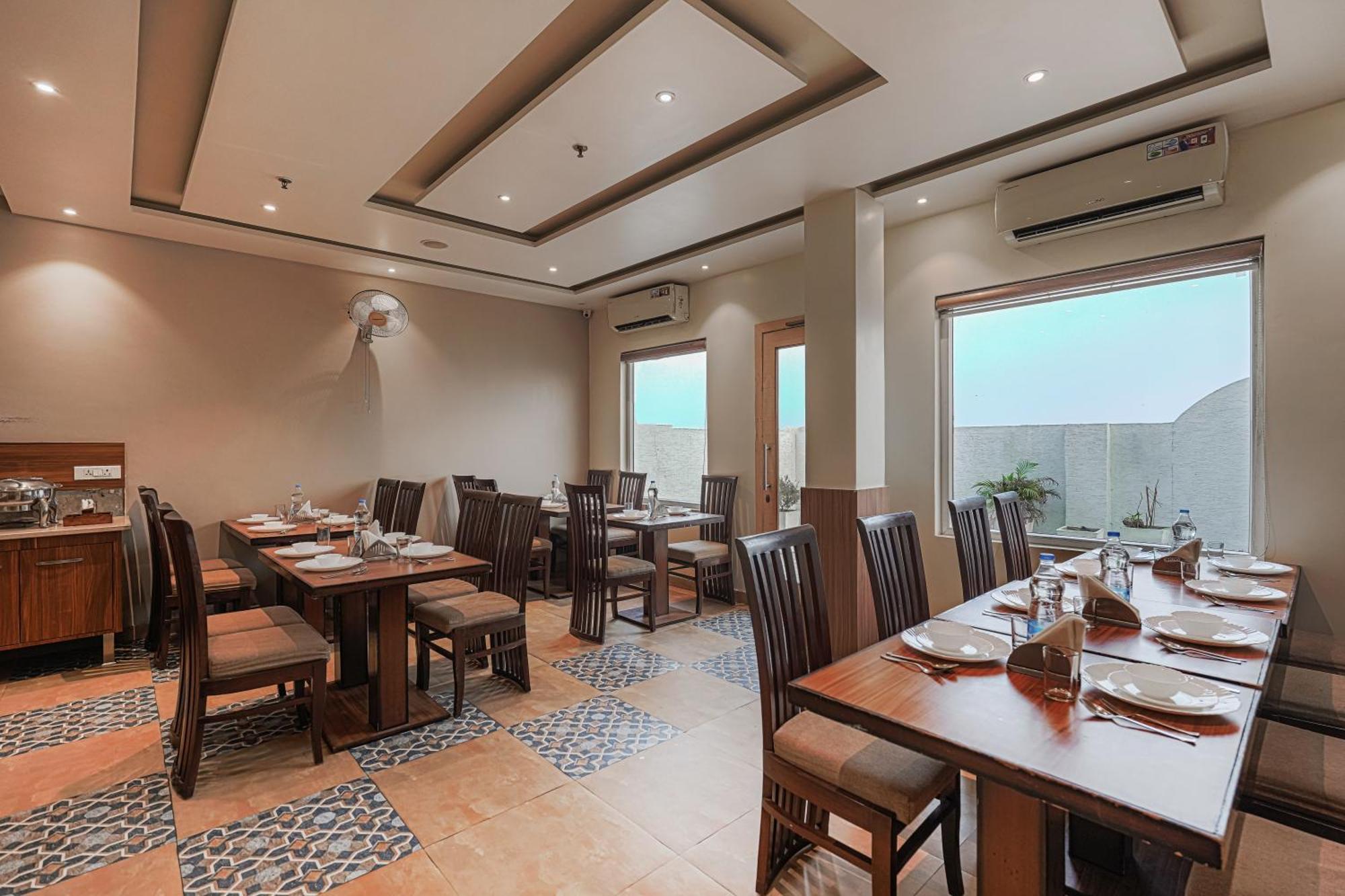 Csjs Inn Hotel アムリトサル エクステリア 写真