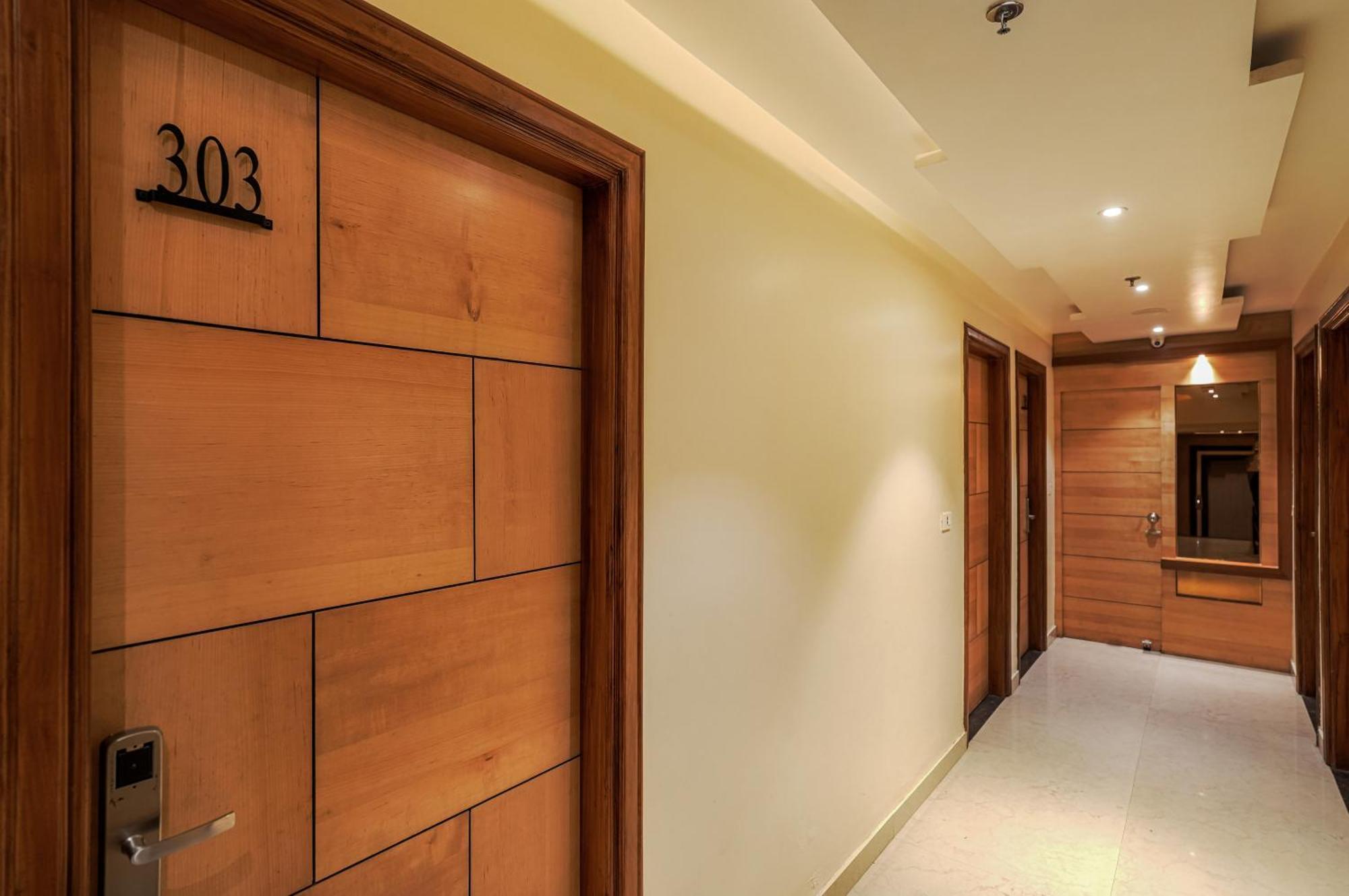 Csjs Inn Hotel アムリトサル エクステリア 写真